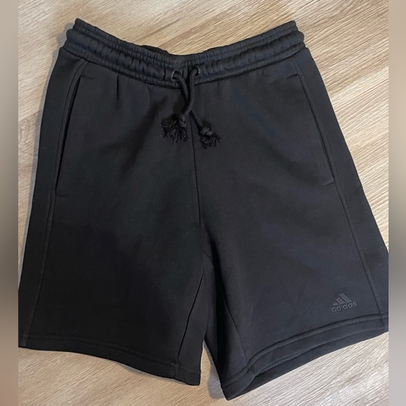Adidas Black Sweat Shorts - Picture 1 of 2